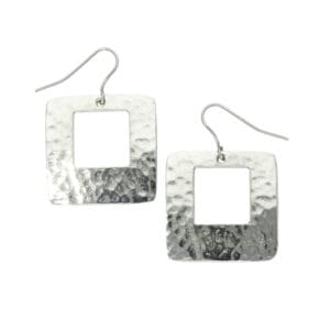 Hammered square earrings