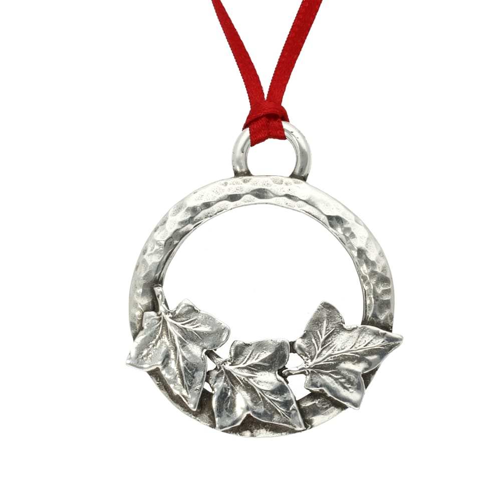 Pewter hammered ring Christmas decoration with ivy leaves